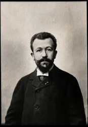 Porträtt av Henri Lavedan (1859-1940), fransk dramatiker.